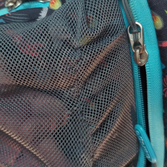 Bentgo All In One 15" Backpack - Picture 8 of 10